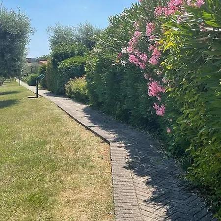 Garda Golf Country Chic Appartamento *
